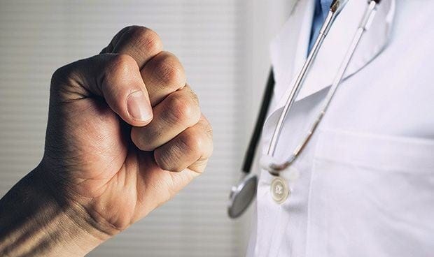 傷害的折射：從巴氏量表醫療暴力事件談醫病關係的精神圖景